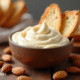 Pot de pâte aux amandes avec amandes entières et baguette